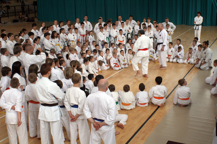 KENYU CHINEN - 10 DAN,STAŻ KARATE DLA DZIECI, RYTRO, 17.03.2013.